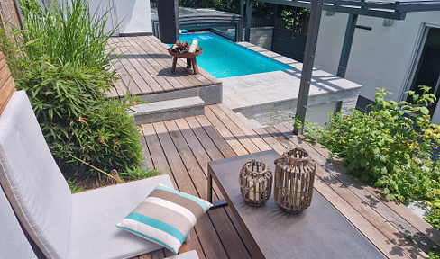 EFH_Dream vacation without traffic jams at the pool