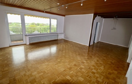 Bright 3-room apartment in the heart of Solingen-Wald - with elevator & private underground parking space