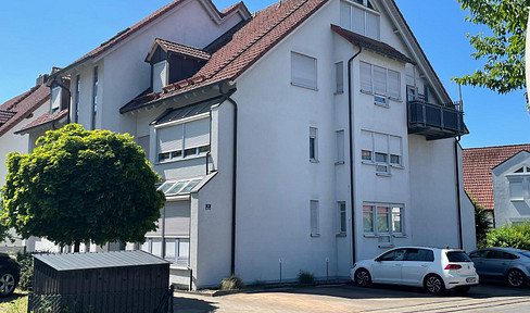 helle 3-Zi-Whg. mit Einbauküche und Balkon in Memmelsdorf OT Lichteneiche, schöne Wohngegend