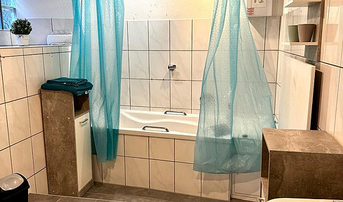 Reihenmittelhaus mit Garten in Gossmannsdorf - 6 Zimmer