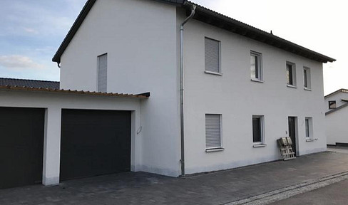 PROVISIONSFREI Neuwertiges 2-Fam.-Haus in Vellberg