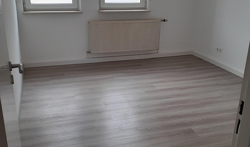 Sehr schöne, 3 Zimmer Wohnung im Nürnberger Süden mit Balkon