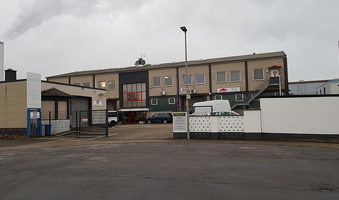 90 m² office/warehouse combination in the Oberhausen-Lirich industrial estate