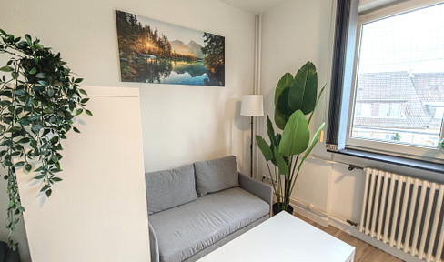 Available immediately: Furnished 1-room apartment with south-facing balcony in prime Mannheim location