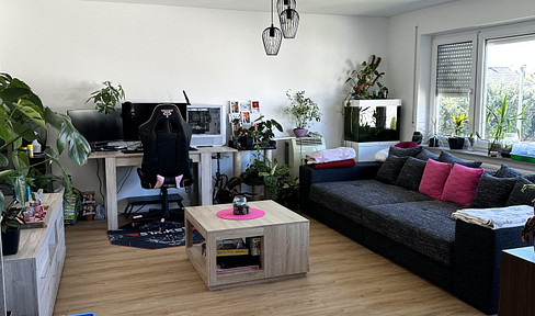Renovated 4-room apartment with balcony on the 1st floor in Vöhringen