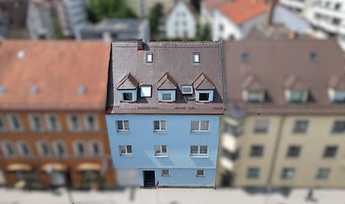 TOP investment: Refurbished MFH in the heart of Neu-Ulm with 4 apartments