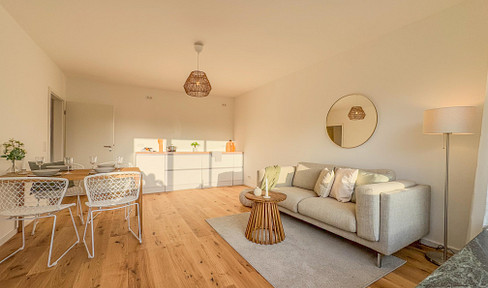 Bright modernized 3-room apartment with direct attic space