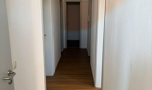 Modern 3-room apartment incl. fitted kitchen - approx. 73