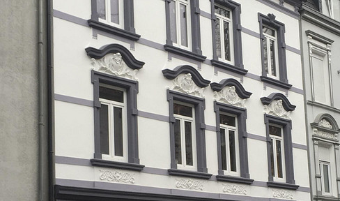 Top location Rüttenscheid - old building dream with balcony, fireplace & parking space (furnished with fitted kitchen in Essen)
