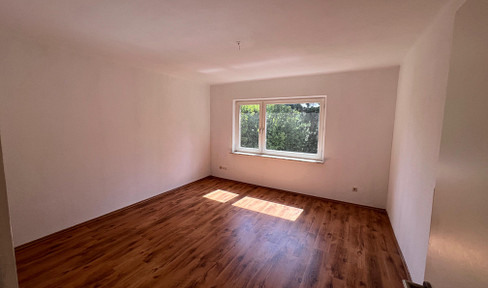3-room apartment on the 1st floor - modernized - 5 min. by bike to Glückstadt station