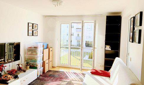 Exklusive 3,5-Zimmer-Wohnung mit Balkon und EBK + Teilmöbliert in Nymphenburg, München