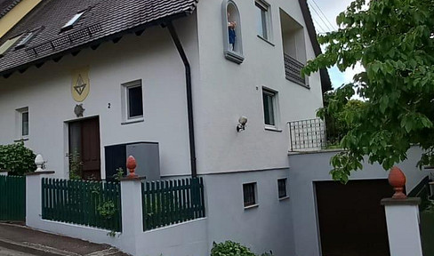 Spacious detached house with idyllic garden, sauna, cellar, conservatory