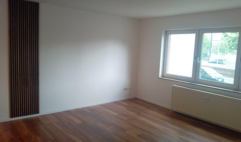 2-room ground floor apartment near the university, vacant and renovated, FREE OF PROVISION, with garage