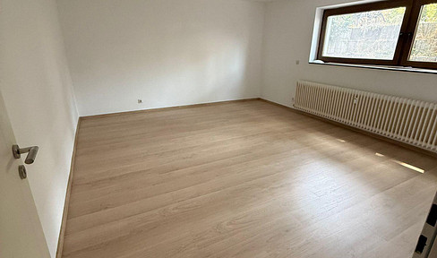 Renovierte, helle 3-Zimmer Souterrain Wohnung in Neureut