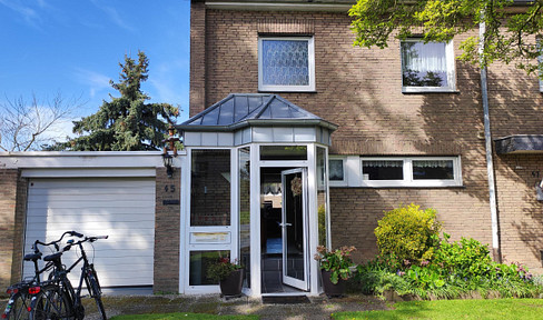 Reihenendhaus in Alt-Willich mit Garage und Wintergarten für MINDESTENS zu verkaufen