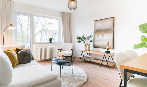 Freshly renovated & ready for immediate occupancy: 3-room apartment in a sought-after location