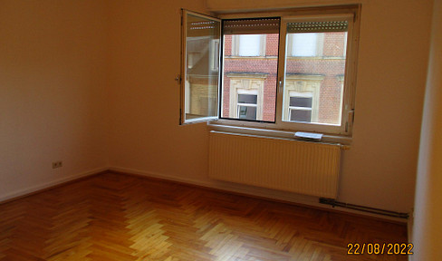 Cozy 3-room apartment with balcony in Karlsruhe's Weststadt district