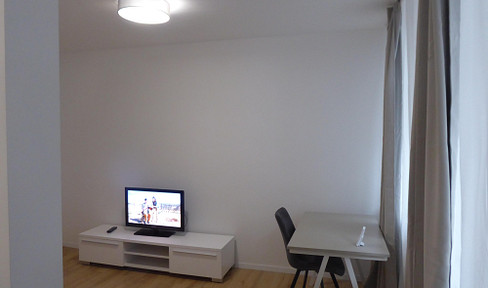 Spacious, fully furnished shared room (25 m²) in the center of Nuremberg available from 01.07.2025!
