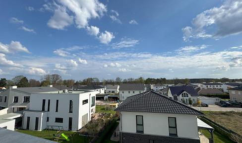 Spacious 3-room apartment with huge roof terrace