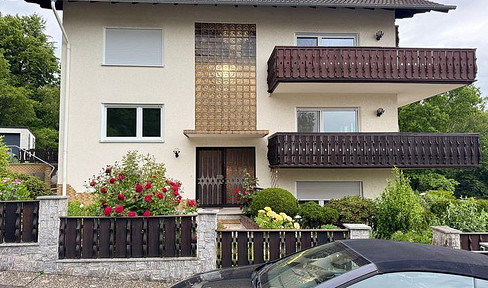3 bis 4 Zimmer Wohnung in Bad Soden-Salmünster neue EBK