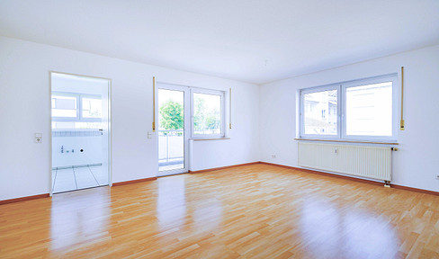 Light-flooded 2 room apartment just outside Freiburg!