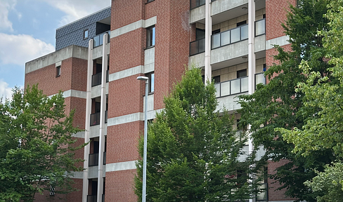 Südstadt Maschsee - Everything included with underground parking, elevator, balcony, fitted kitchen, etc.
