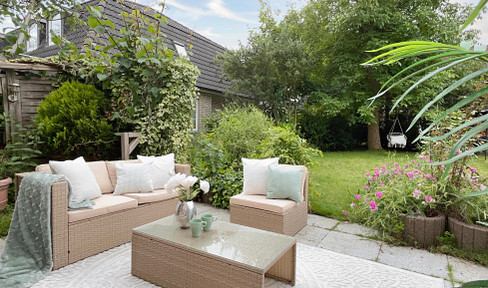 Ready to move in immediately! Renovated end terraced house with new heat pump