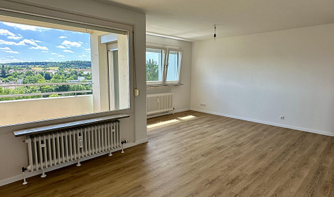 [NEW] 3 rooms on the 5th floor - first occupancy after renovation - panoramic view of the Alb in a quiet location