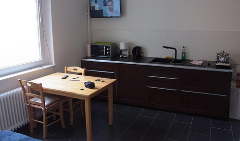 Mini studio apartment at Charlottenburg Palace, WITHOUT MAKER