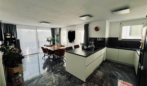 Wundervolle, helle - 4,5 Zimmer - Wohnung in Stuttgart - Stammheim