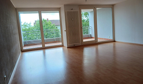 3 room maisonette apartment / large balcony