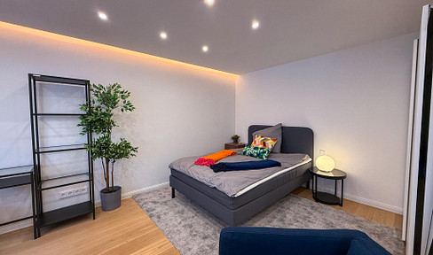 ERSTBEZUG: Luxussanierte 1-Zimmer Wohnung in Maxvorstadt