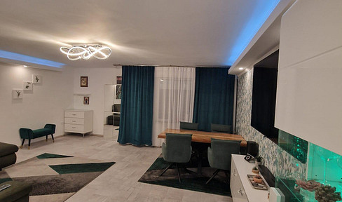 FREE OF PROVISION Renovated and refurbished 3 room ground floor apartment WITHOUT REALTOR !!! IMMEDIATELY FREE!!!