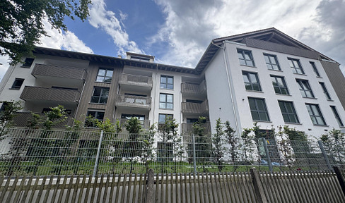 4-room balcony apartment in new building for sale, also with planning permission for vacation apartment