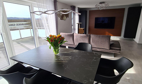 Semi-detached house as good as new with modern fittings