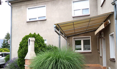 Natural idyll meets living comfort - two-family house in a prime location in Grünewalde