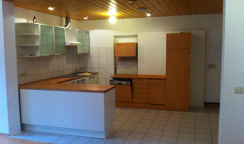 Large ground floor 2 1/2-room apartment, garage, GD-SÜD, Gutenbergstraße