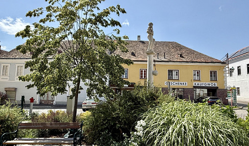 OHNE MAKLER! Traumlage am Rathausplatz - helle Wohnung im Herzen Pulkaus