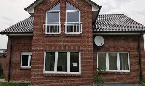 Private sale. Spacious EFH with proper basement and garage