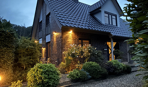 High-quality dream home in a prime location in Buchholz/Nordheide - Märchensiedlung