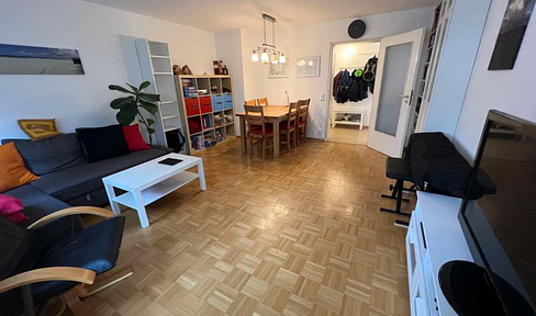 Charmante 3-Zimmer-Wohnung mit Balkon, Garage und Einbauküche in ruhiger Lage von Stuttgart-Ost