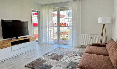 Modern, fully furnished 1.5-room apartment with balcony in Berlin-Mitte - for working couples only