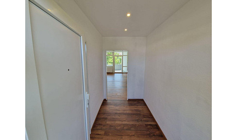 Move in or rent out - all new! Balcony, TG & top infrastructure - refurbishment paid for
