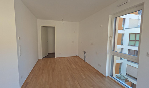 Tasteful 3.5-room terrace apartment with upscale interior design and fitted kitchen in Nuremberg