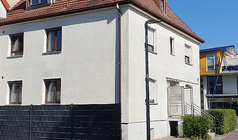Charming 2.5-room apartment in a central location in Friedrichshafen
