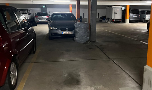 Stellplatz in einer großzügigen Tiefgarage