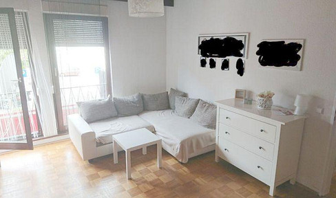 Very nice, bright 2 room apartment with fitted kitchen (oven) and AA in Karlsruhe