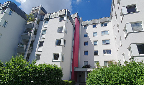 Quiet 4-room apartment for investors