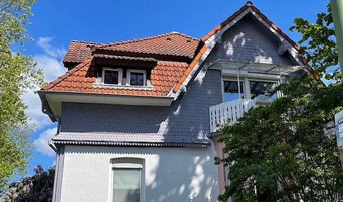 Charming detached Art Nouveau villa can also be used commercially