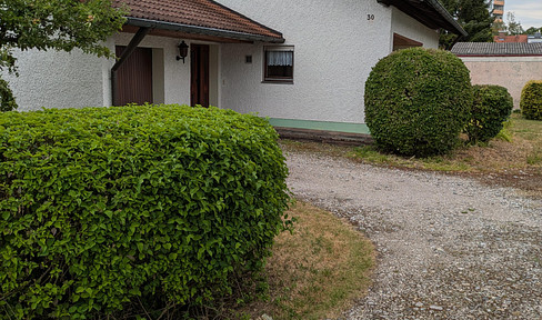 Detached house in Unterhaching with usufruct